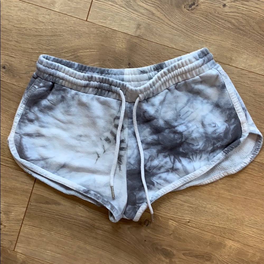 Forever 21 Gray Marble Shorts